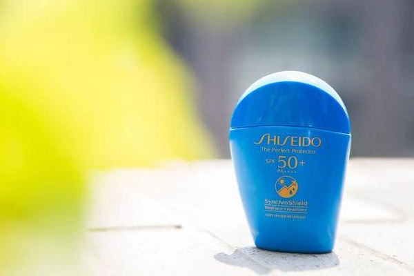 資生堂藍(lán)胖子歐美版和日版區(qū)別 資生堂藍(lán)胖子買哪個(gè)版本 資生堂藍(lán)胖子歐美版和日版區(qū)別 資生堂藍(lán)胖子買哪個(gè)版本