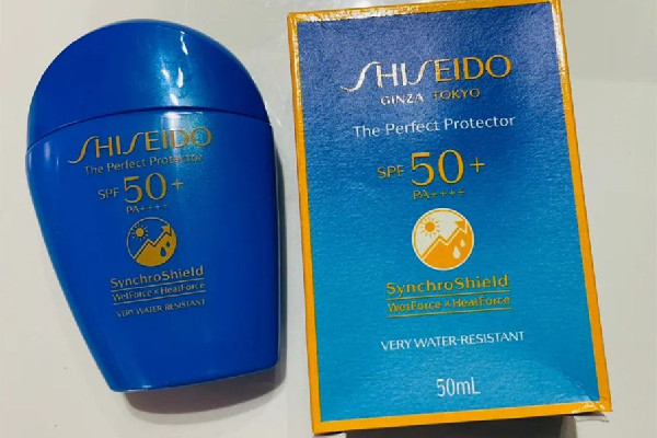 資生堂藍(lán)胖子和安耐曬金瓶哪個(gè)好 資生堂藍(lán)胖子是什么防曬 資生堂藍(lán)胖子和安耐曬金瓶哪個(gè)好 資生堂藍(lán)胖子是什么防曬